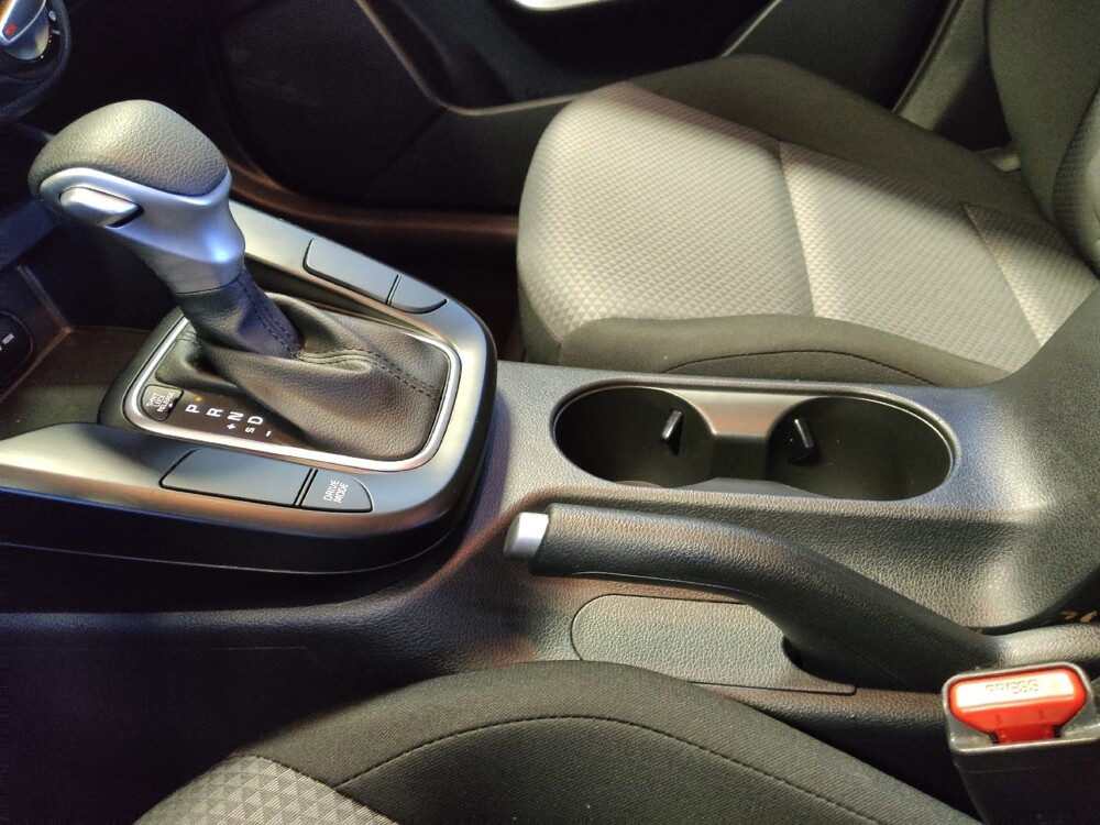 2025 Kia Soul in Glendale, AZ 85301 - 18117364 26