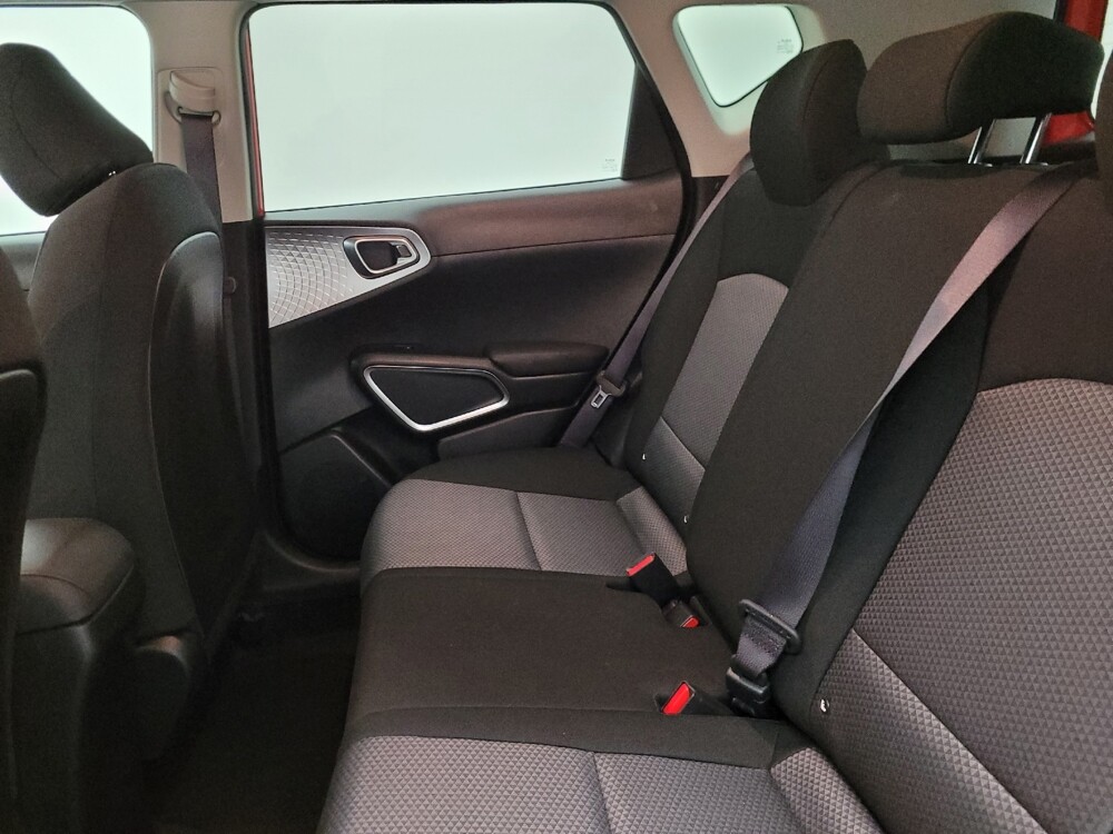 2025 Kia Soul in Glendale, AZ 85301 - 18117364 18