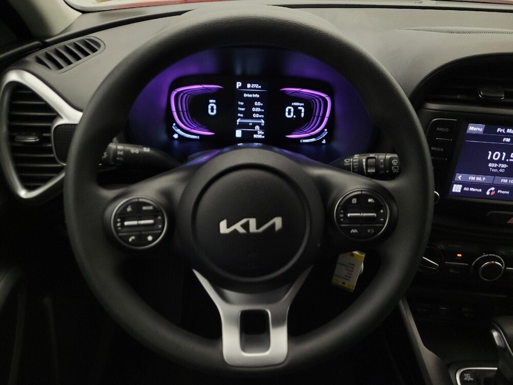 2025 Kia Soul in Glendale, AZ 85301 - 18117364 22