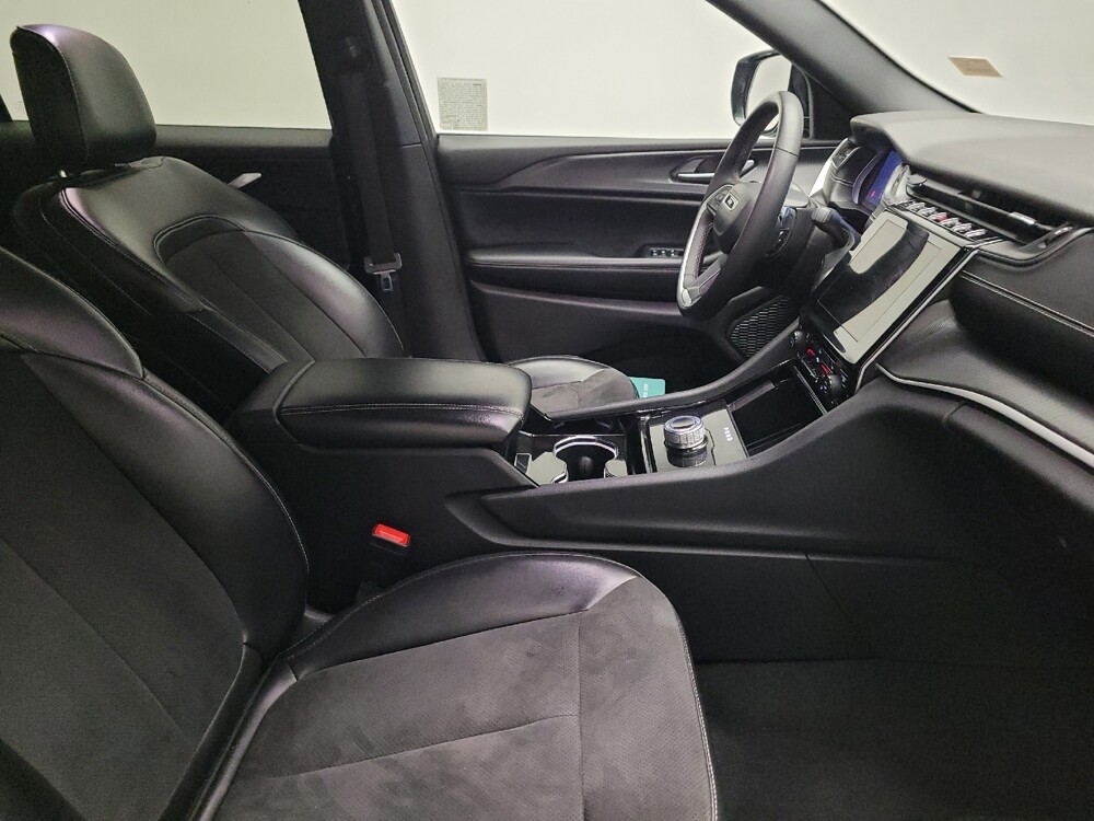 2023 Jeep Grand Cherokee L in Downey, CA 90241 - 18117367 21