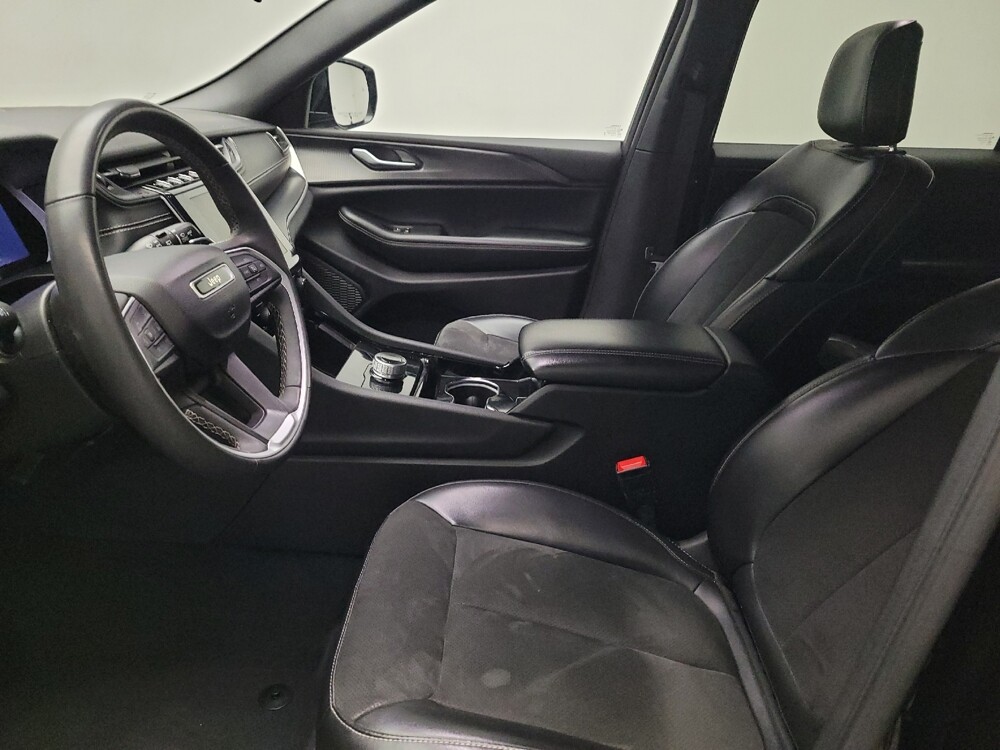 2023 Jeep Grand Cherokee L in Downey, CA 90241 - 18117367 17