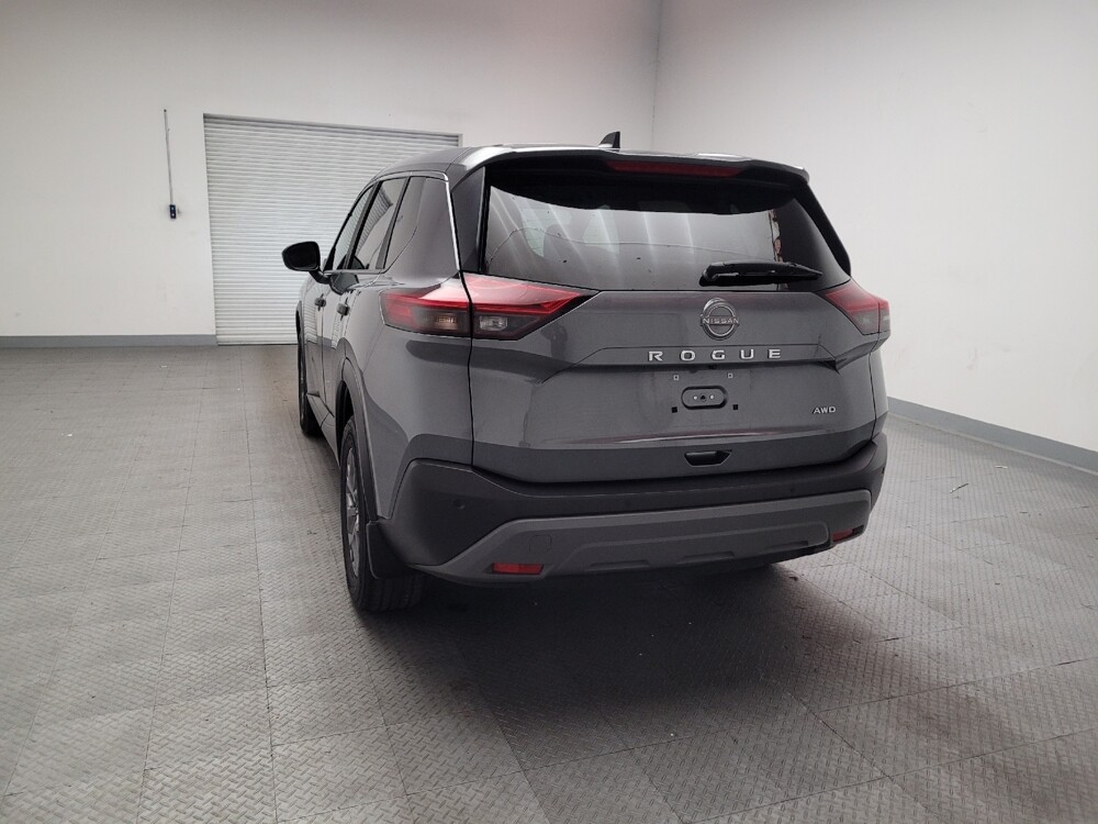 2023 Nissan Rogue in Downey, CA 90241 - 18117368 6