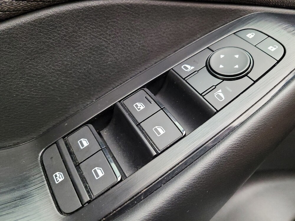 2023 Nissan Rogue in Downey, CA 90241 - 18117368 27