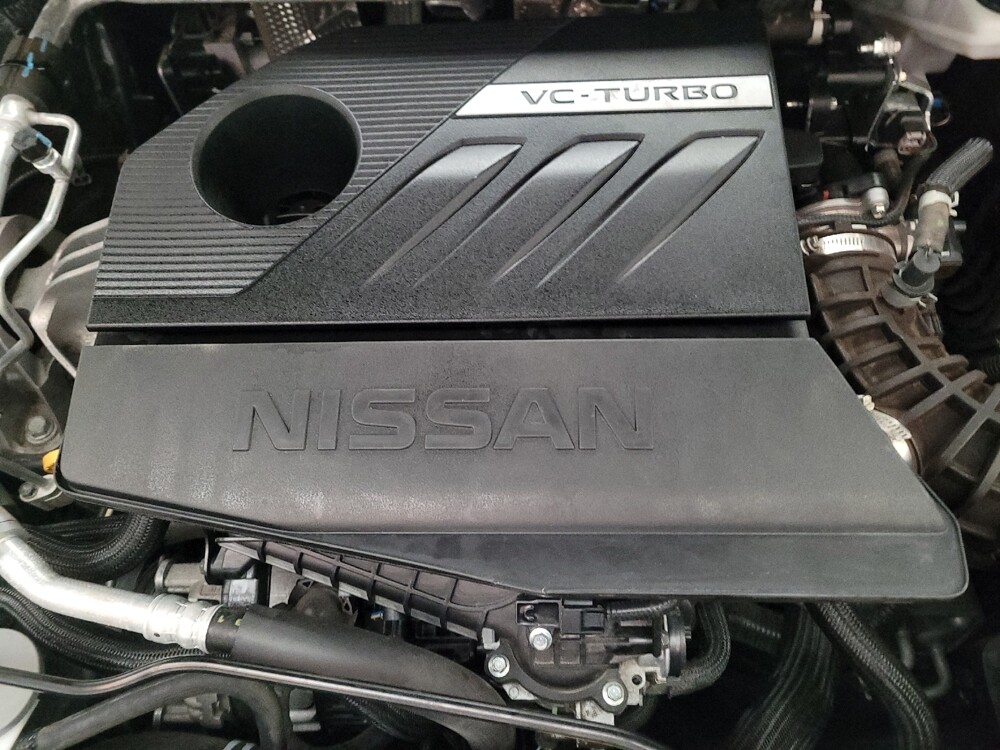 2023 Nissan Rogue in Downey, CA 90241 - 18117368 30