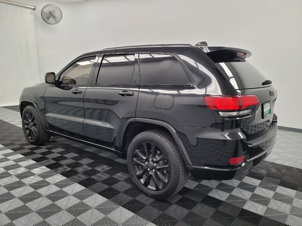 2018 Jeep Grand Cherokee in Houston, TX 77060 - 18117372 3