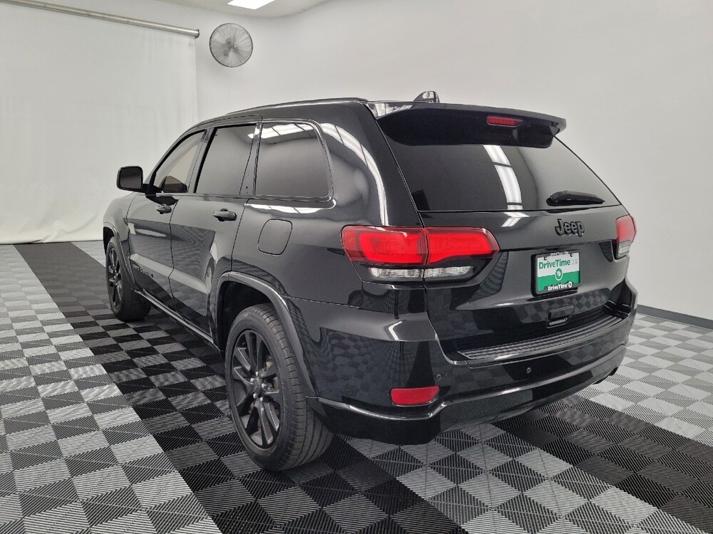 2018 Jeep Grand Cherokee in Houston, TX 77060 - 18117372 5