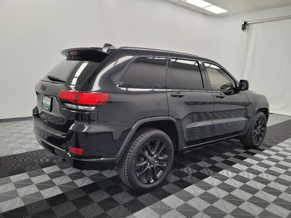2018 Jeep Grand Cherokee in Houston, TX 77060 - 18117372 10