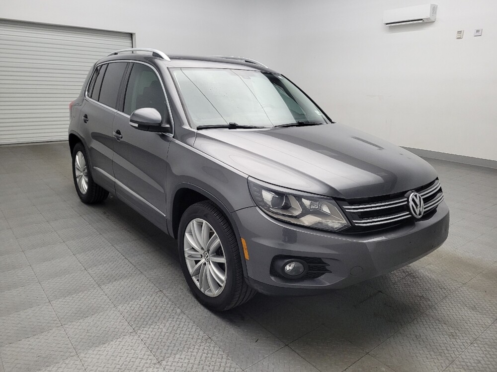2016 Volkswagen Tiguan in Fort Worth, TX 76116 - 18117374 13