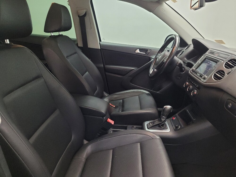 2016 Volkswagen Tiguan in Fort Worth, TX 76116 - 18117374 21
