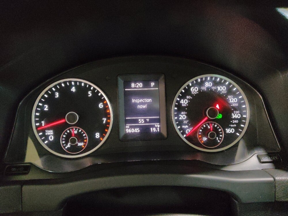 2016 Volkswagen Tiguan in Fort Worth, TX 76116 - 18117374 23