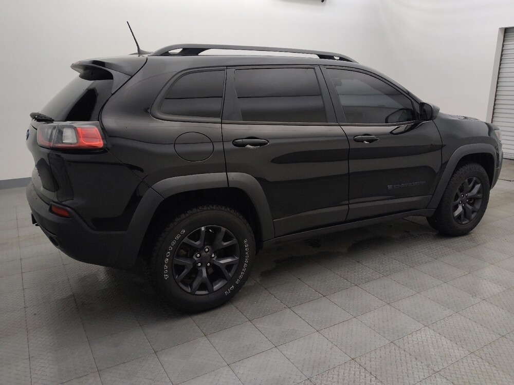 2019 Jeep Cherokee in Houston, TX 77034 - 18117376 10