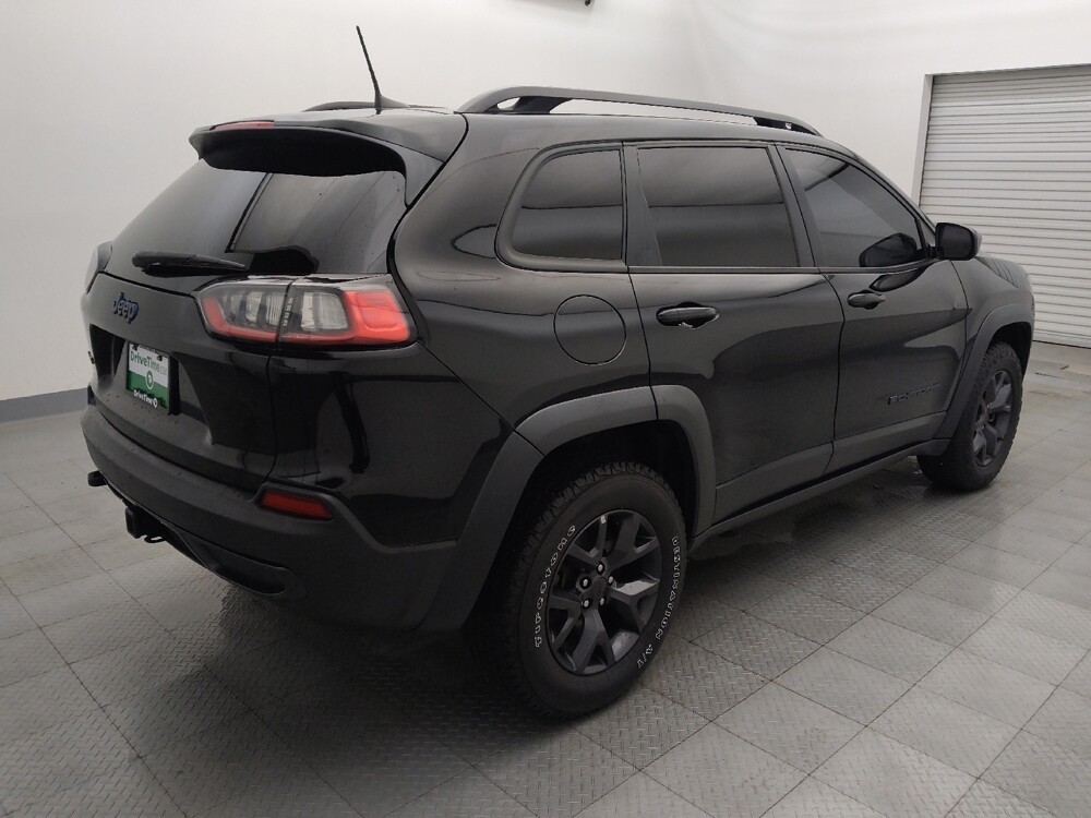 2019 Jeep Cherokee in Houston, TX 77034 - 18117376 9