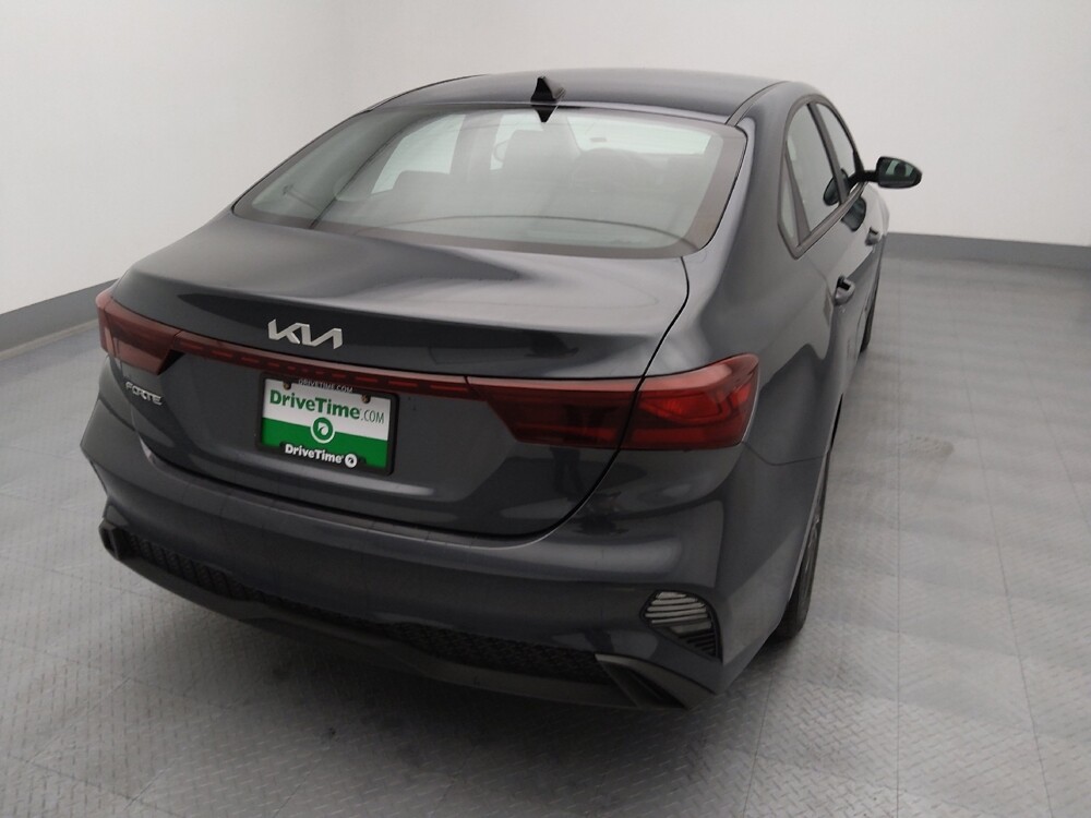 2023 Kia Forte in St. Louis, MO 63136 - 18117415 7