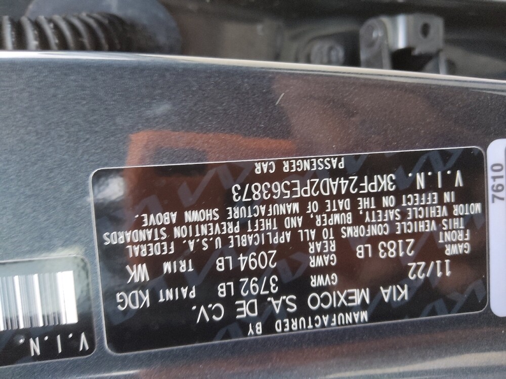 2023 Kia Forte in St. Louis, MO 63136 - 18117415 33