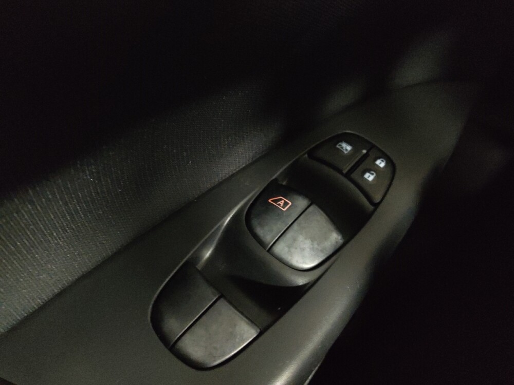 2016 Nissan Sentra in Athens, GA 30606 - 18117422 27