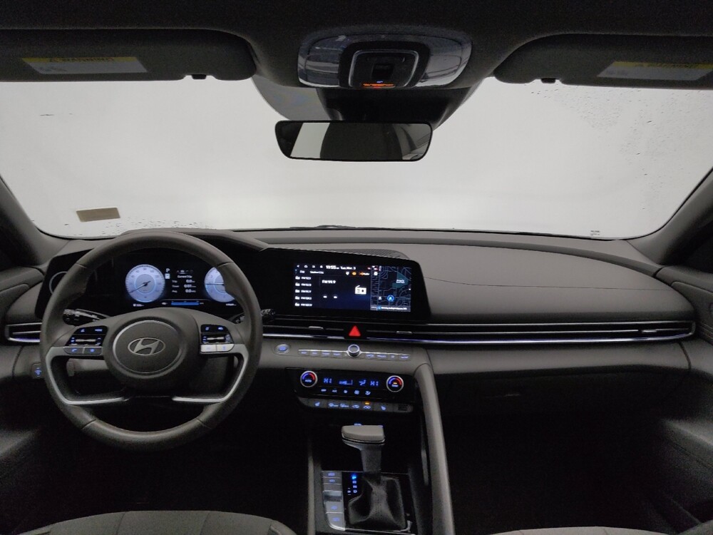 2025 Hyundai Elantra in Springfield, MO 65807 - 18117433 22