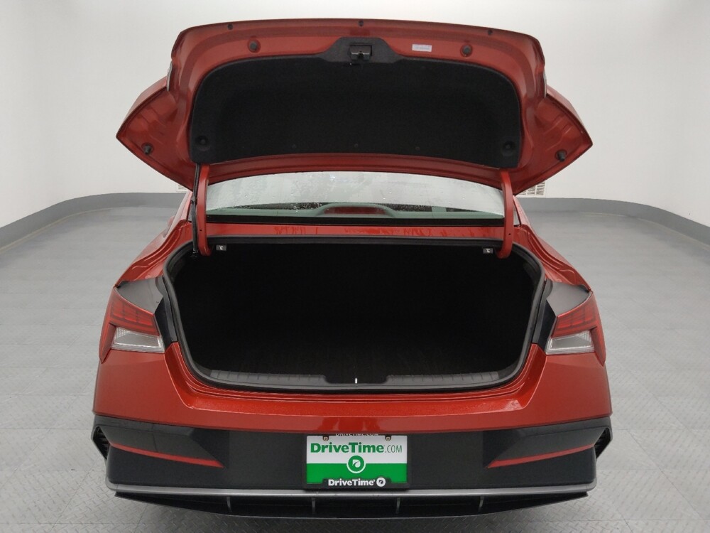 2025 Hyundai Elantra in Springfield, MO 65807 - 18117433 29