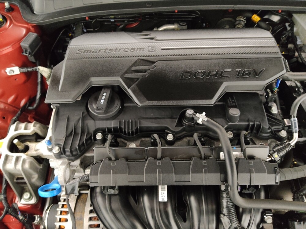 2025 Hyundai Elantra in Springfield, MO 65807 - 18117433 30