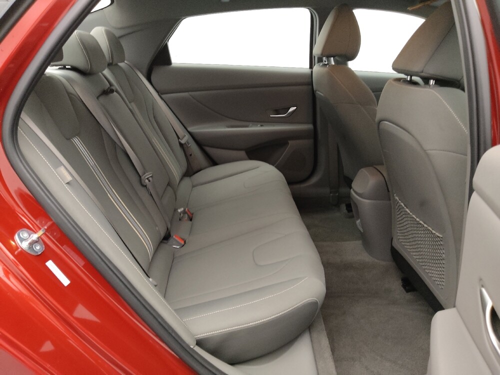 2025 Hyundai Elantra in Springfield, MO 65807 - 18117433 19