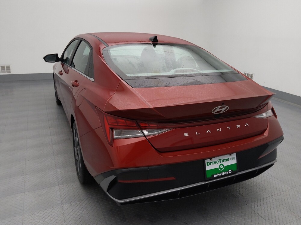 2025 Hyundai Elantra in Springfield, MO 65807 - 18117433 6