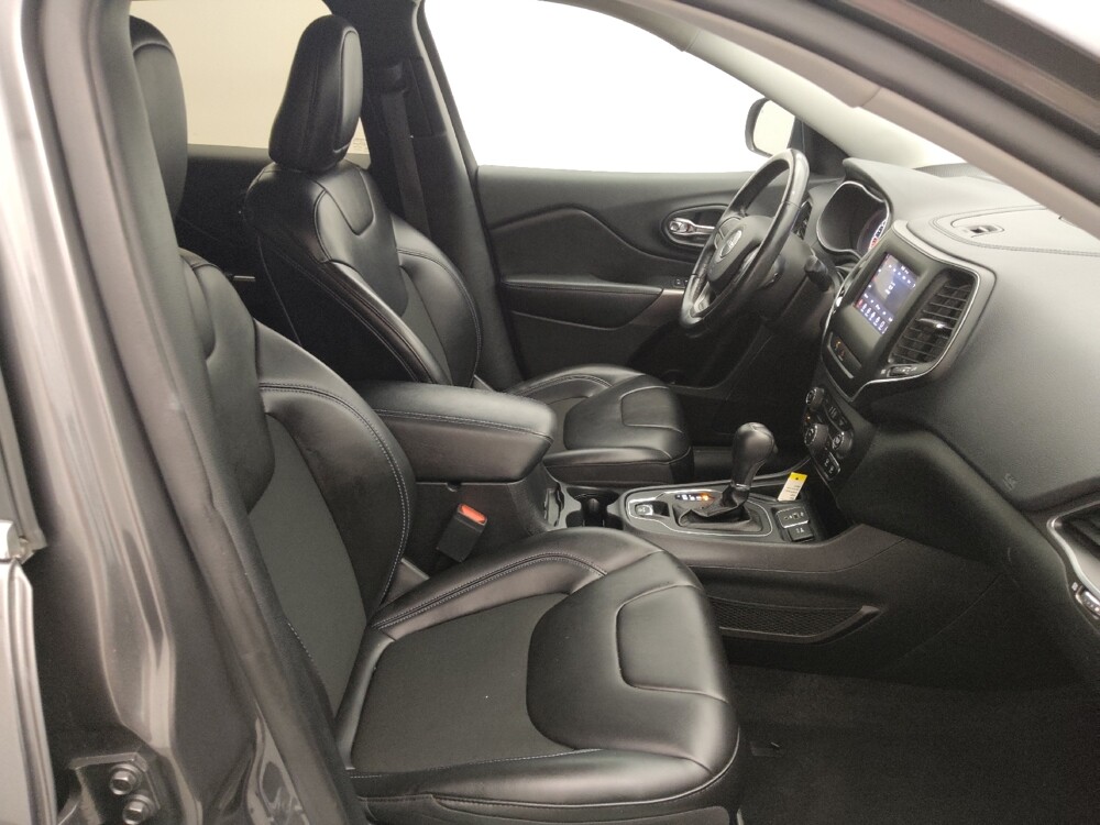 2020 Jeep Cherokee in Houston, TX 77074 - 18117446 21