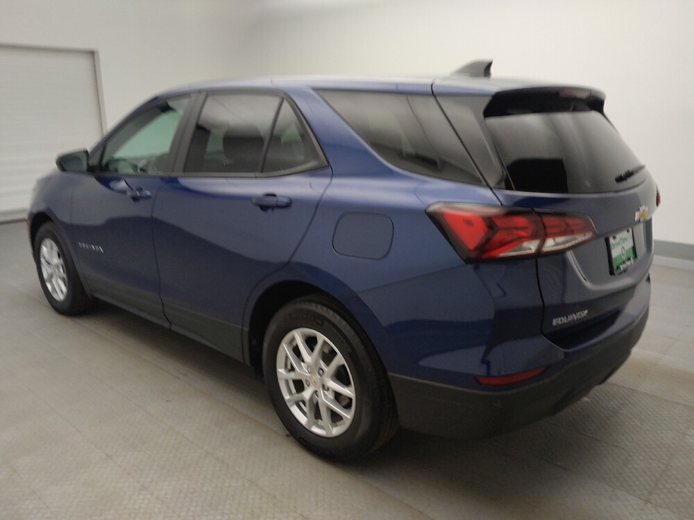 2022 Chevrolet Equinox in Lakewood, CO 80215 - 18117451 3