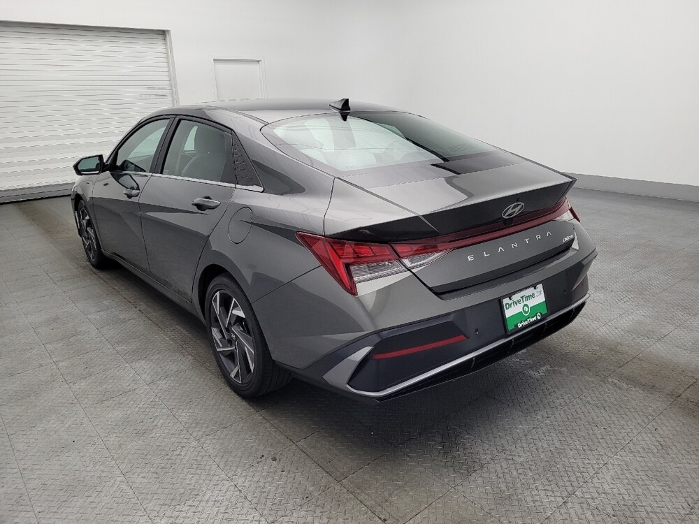 2024 Hyundai Elantra in West Palm Beach, FL 33409 - 18117452 5