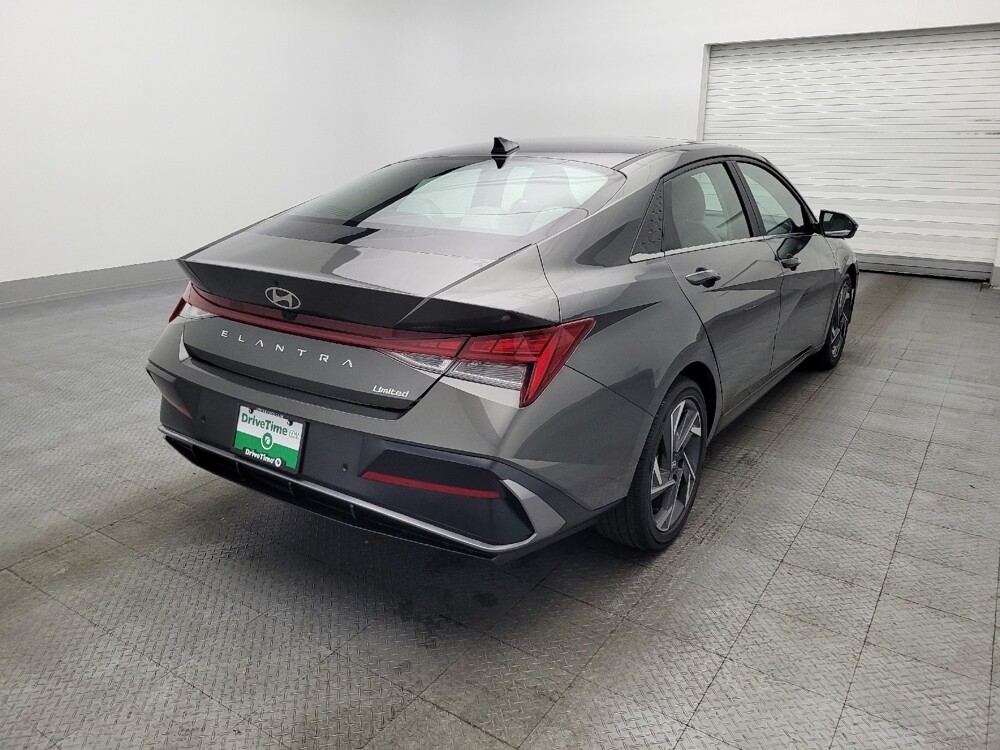 2024 Hyundai Elantra in West Palm Beach, FL 33409 - 18117452 9