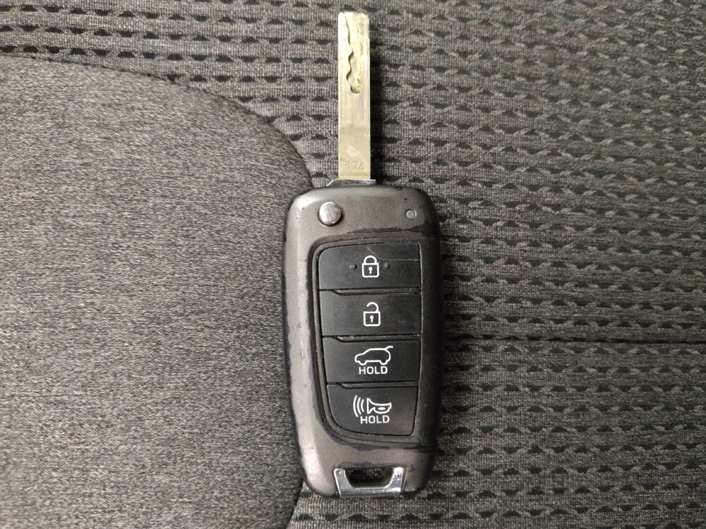 2019 Hyundai Santa Fe in Denver, CO 80012 - 18117454 32