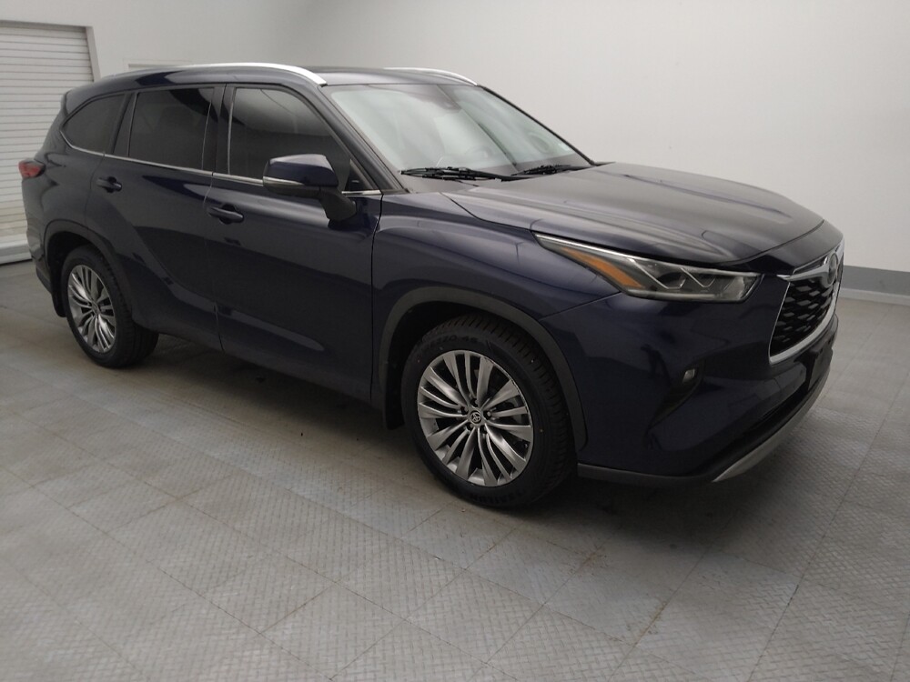 2020 Toyota Highlander in Lakewood, CO 80215 - 18117455 11