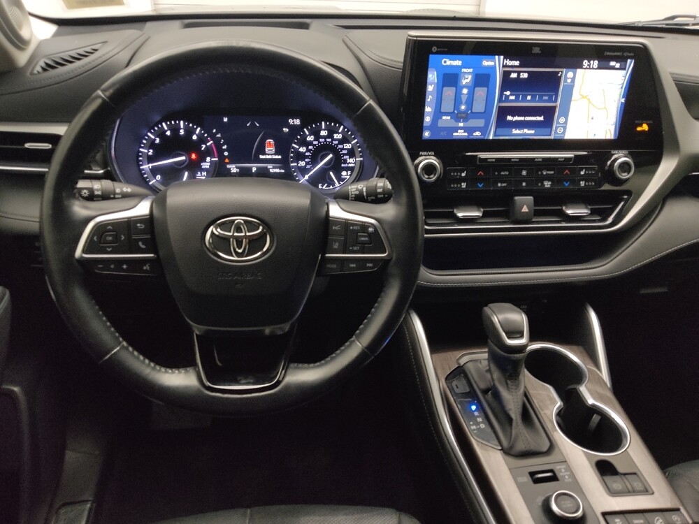 2020 Toyota Highlander in Lakewood, CO 80215 - 18117455 22