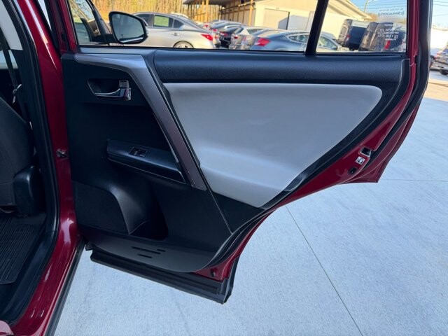 2018 Toyota RAV4 in Knoxville, TN 37920 - 18117460 10