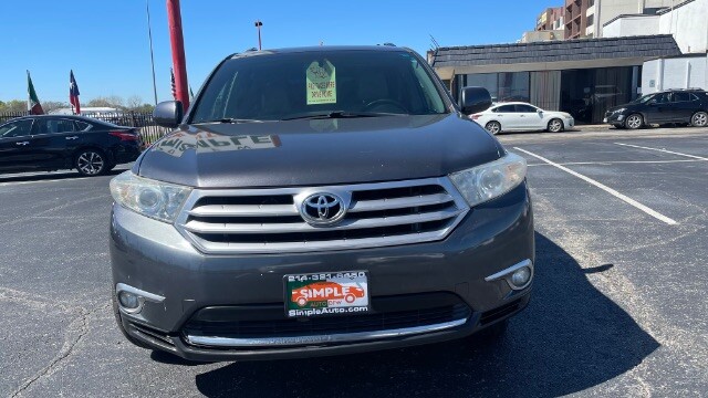 2011 Toyota Highlander in Dallas, TX 75228 - 18117468 2
