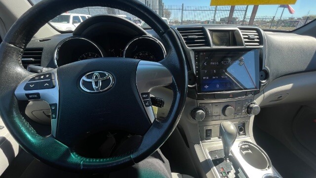 2011 Toyota Highlander in Dallas, TX 75228 - 18117468 13