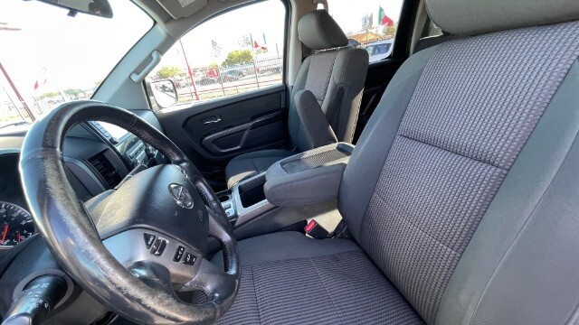 2015 Nissan Titan in Dallas, TX 75228 - 18117470 9