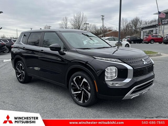 2024 Mitsubishi Outlander in Winchester, VA 22602 - 18117477 33