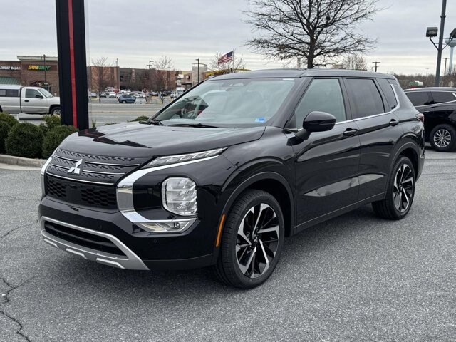 2024 Mitsubishi Outlander in Winchester, VA 22602 - 18117477 37