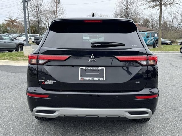 2024 Mitsubishi Outlander in Winchester, VA 22602 - 18117477 35