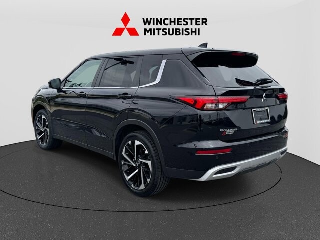 2024 Mitsubishi Outlander in Winchester, VA 22602 - 18117477 4