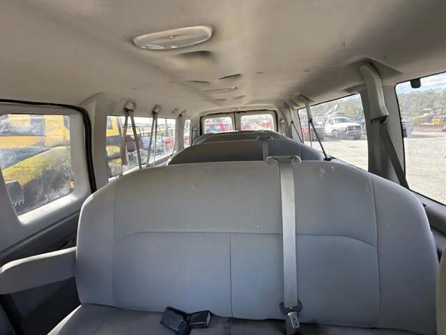 2009 Ford E-350 and Econoline 350 in Blauvelt, NY 10913 - 18117478 8