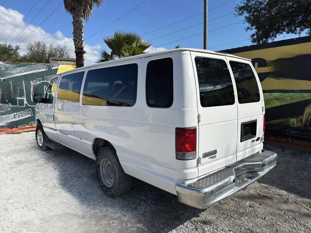 2010 Ford E-350 and Econoline 350 in Blauvelt, NY 10913 - 18117479 6