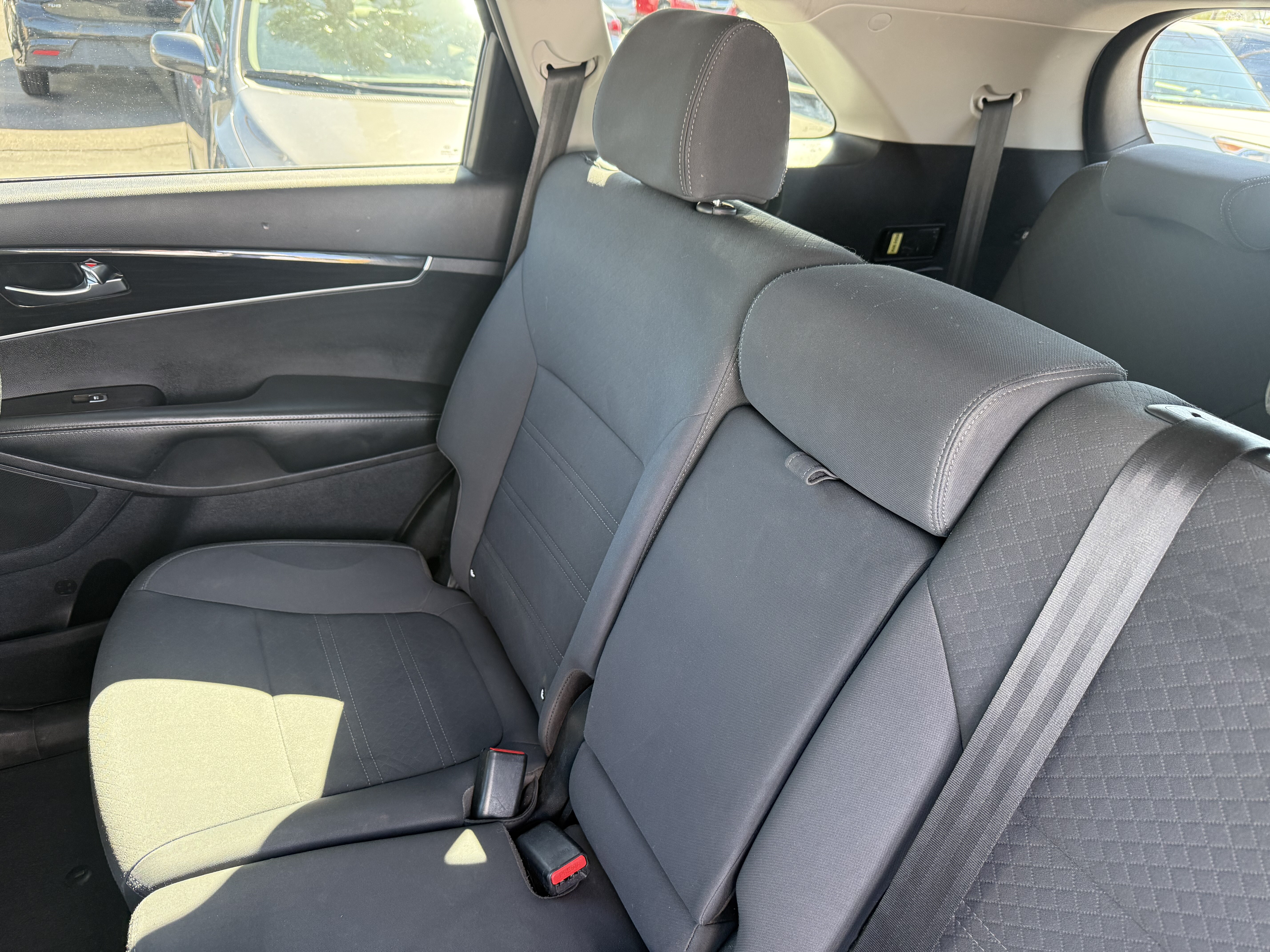 2019 Kia Sorento in Phoenix, AZ 85022 - 18117480 8