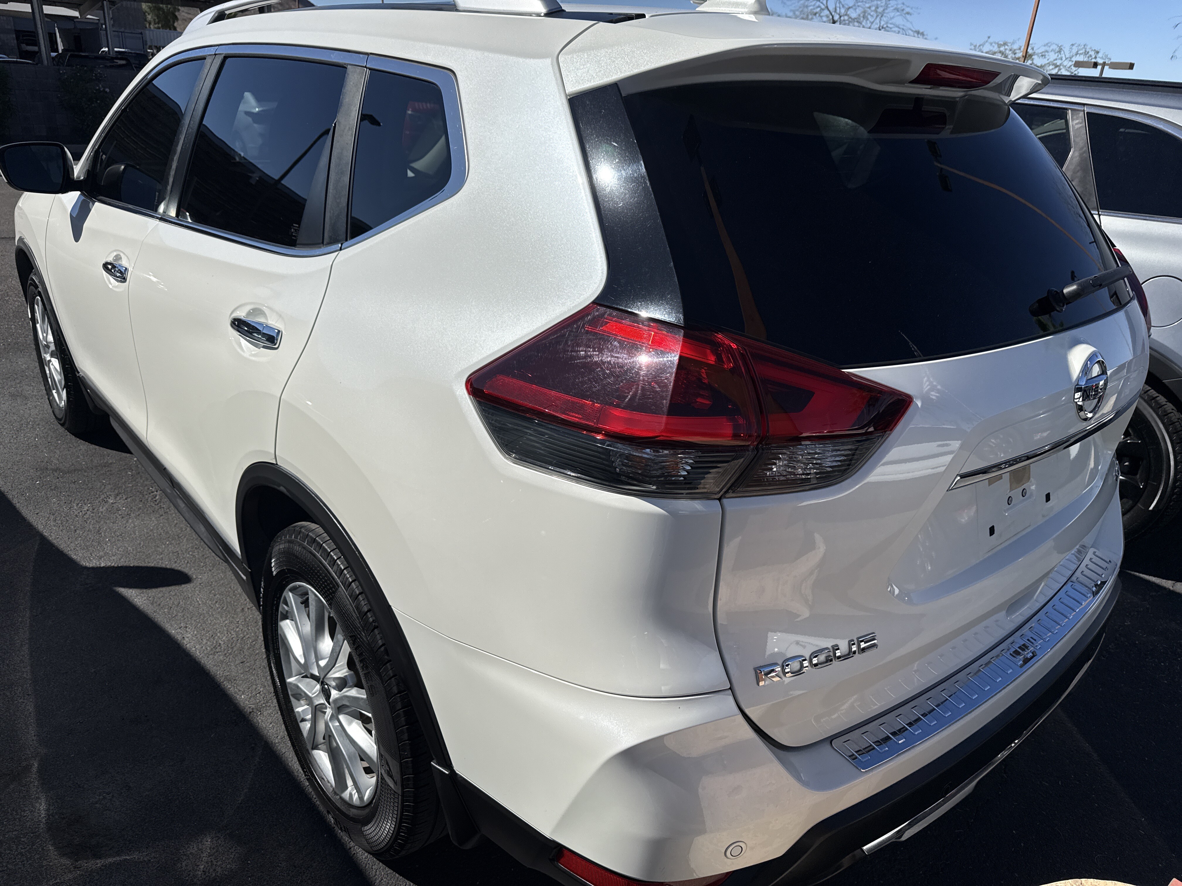 2020 Nissan Rogue in Phoenix, AZ 85022 - 18117481 6
