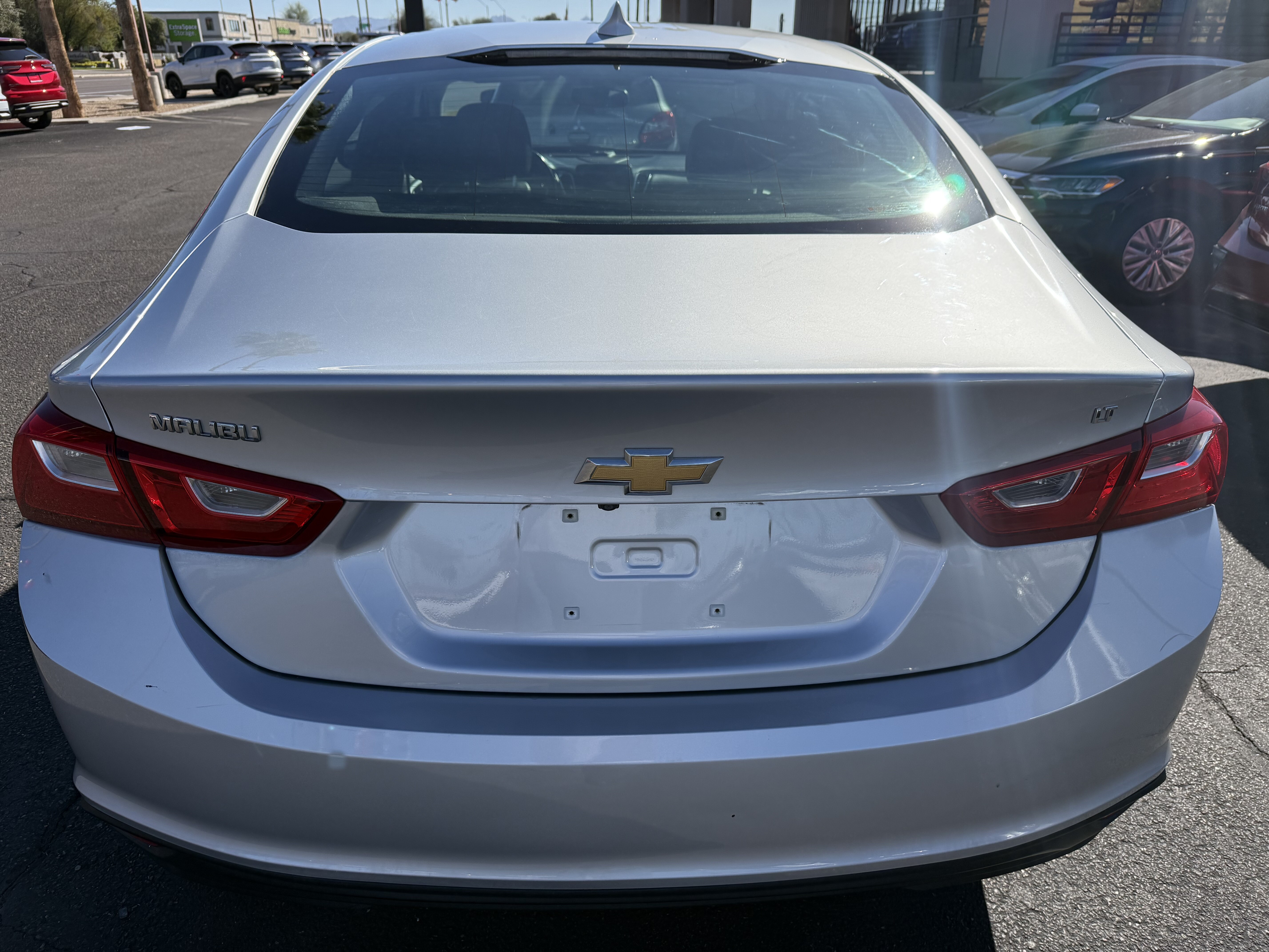 2018 Chevrolet Malibu in Phoenix, AZ 85022 - 18117482 5