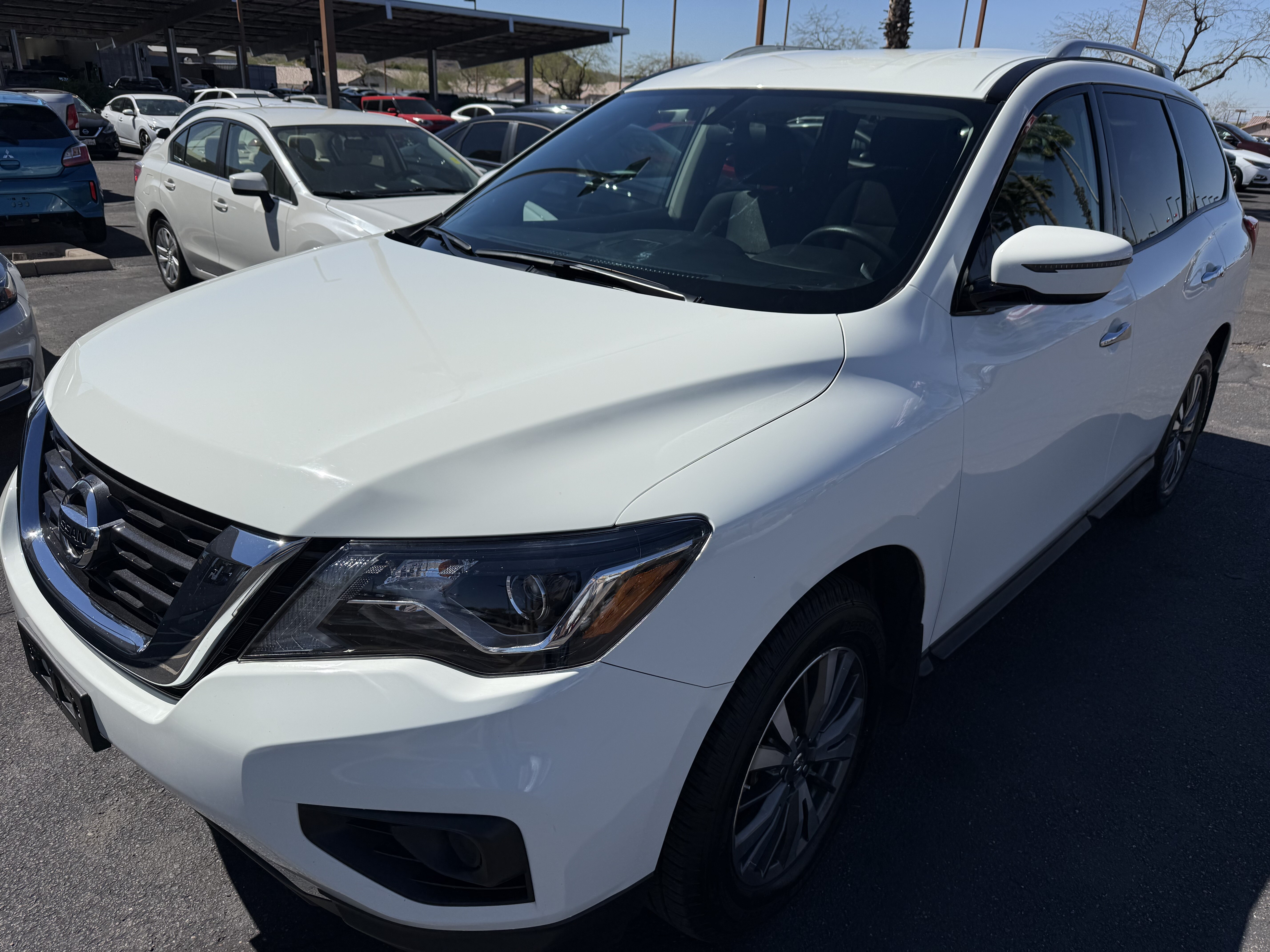 2017 Nissan Pathfinder in Phoenix, AZ 85022 - 18117484