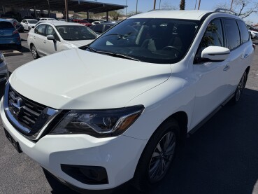 2017 Nissan Pathfinder in Phoenix, AZ 85022