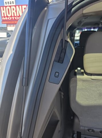 2016 Chrysler Town & Country in Mesa, AZ 85212 - 18117497 36