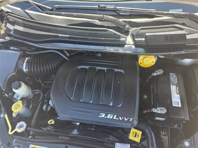 2016 Chrysler Town & Country in Mesa, AZ 85212 - 18117497 12