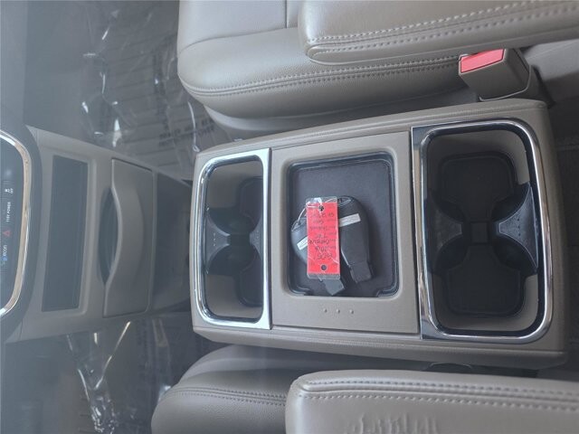 2016 Chrysler Town & Country in Mesa, AZ 85212 - 18117497 19