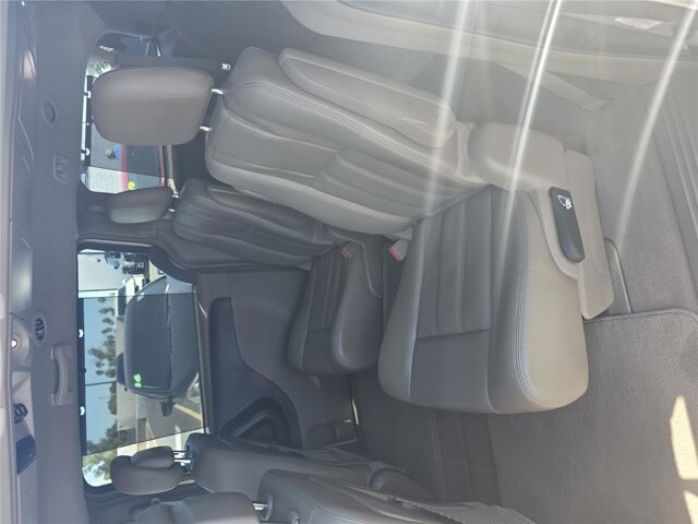 2016 Chrysler Town & Country in Mesa, AZ 85212 - 18117497 25